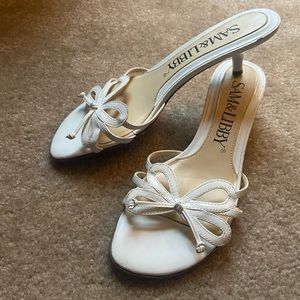 Sam & Libby ladies sandals— like new